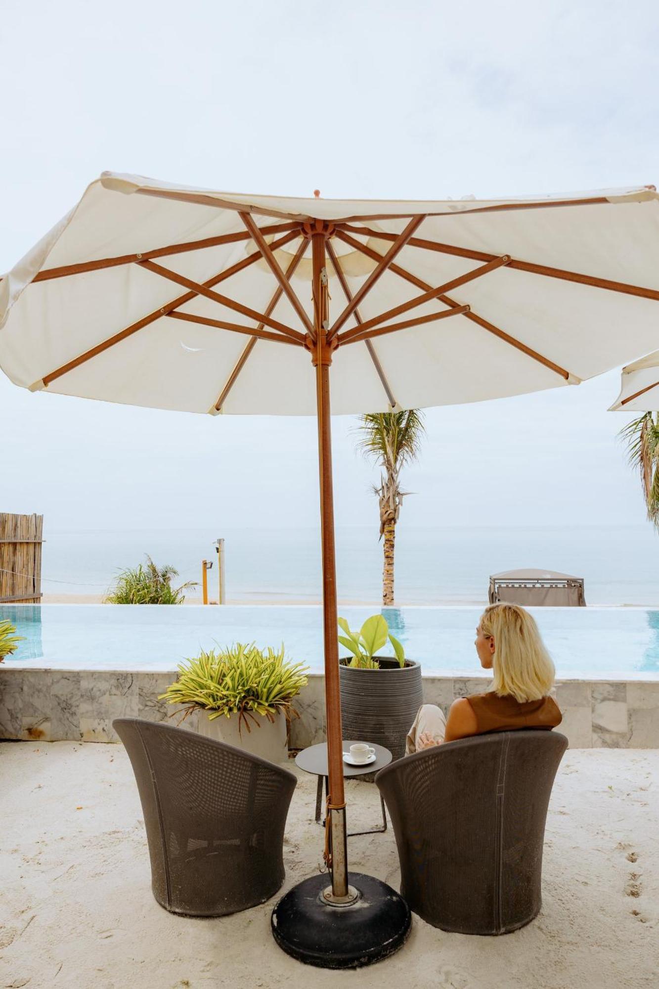 Elite Atoll Beachfront Hotel Khanom Buitenkant foto