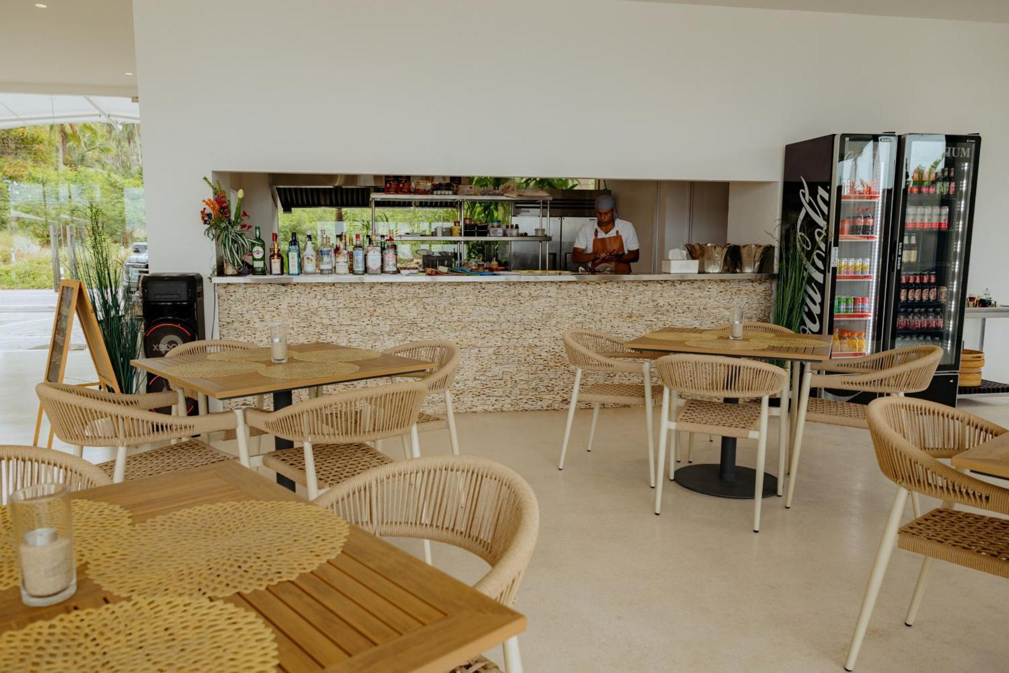 Elite Atoll Beachfront Hotel Khanom Buitenkant foto