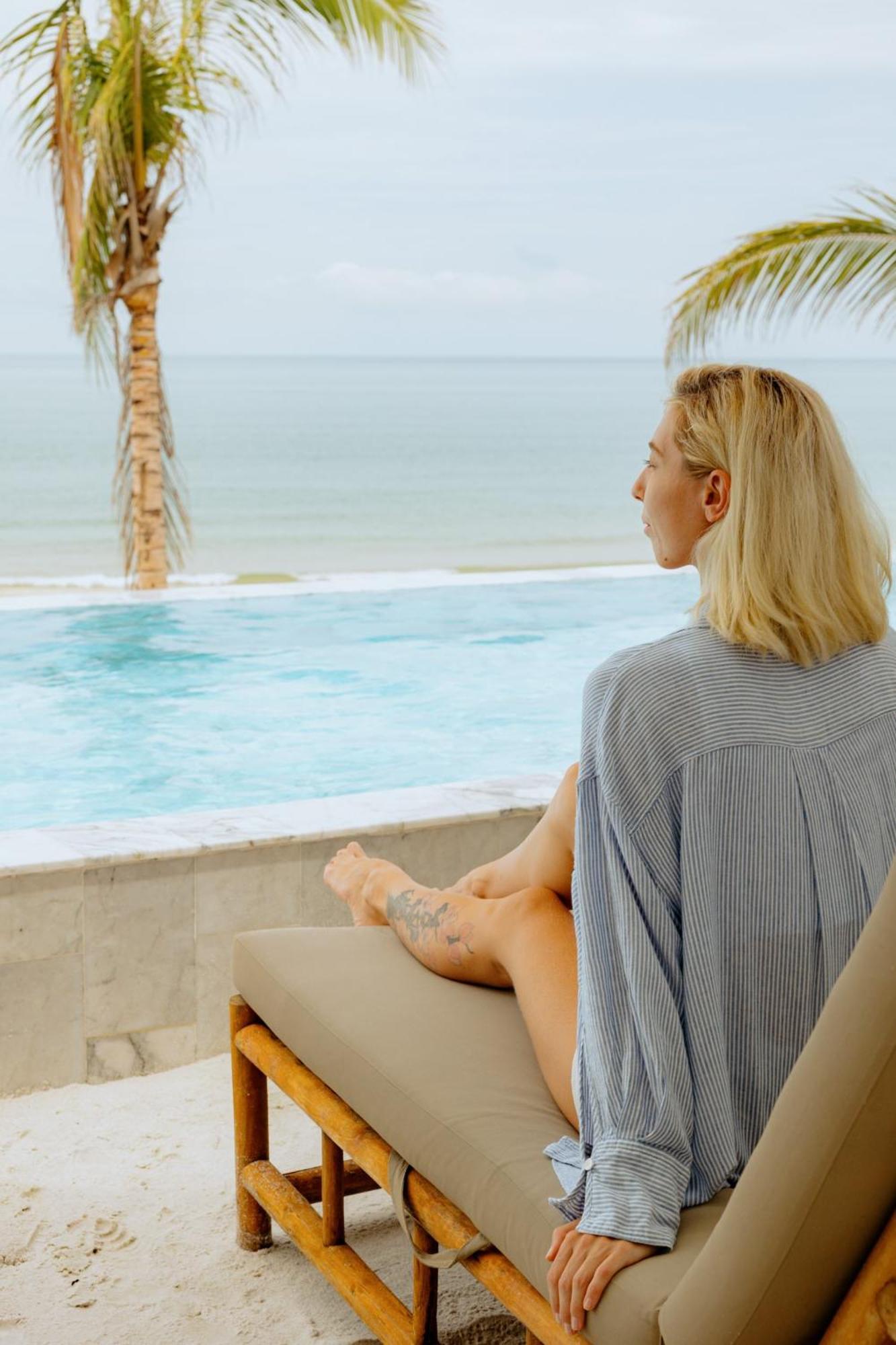 Elite Atoll Beachfront Hotel Khanom Buitenkant foto